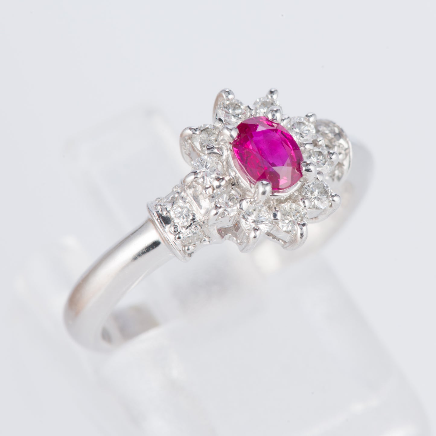 ルビーxダイヤモンド プラチナリング R: 0.38 ct D: 0.28ct Pt900