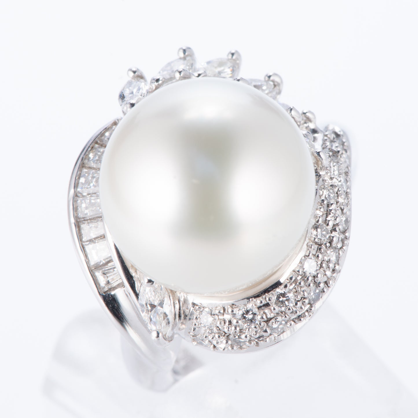 13mm 南洋パールプラチナリング 13.4mm D:1.07ct Pt900