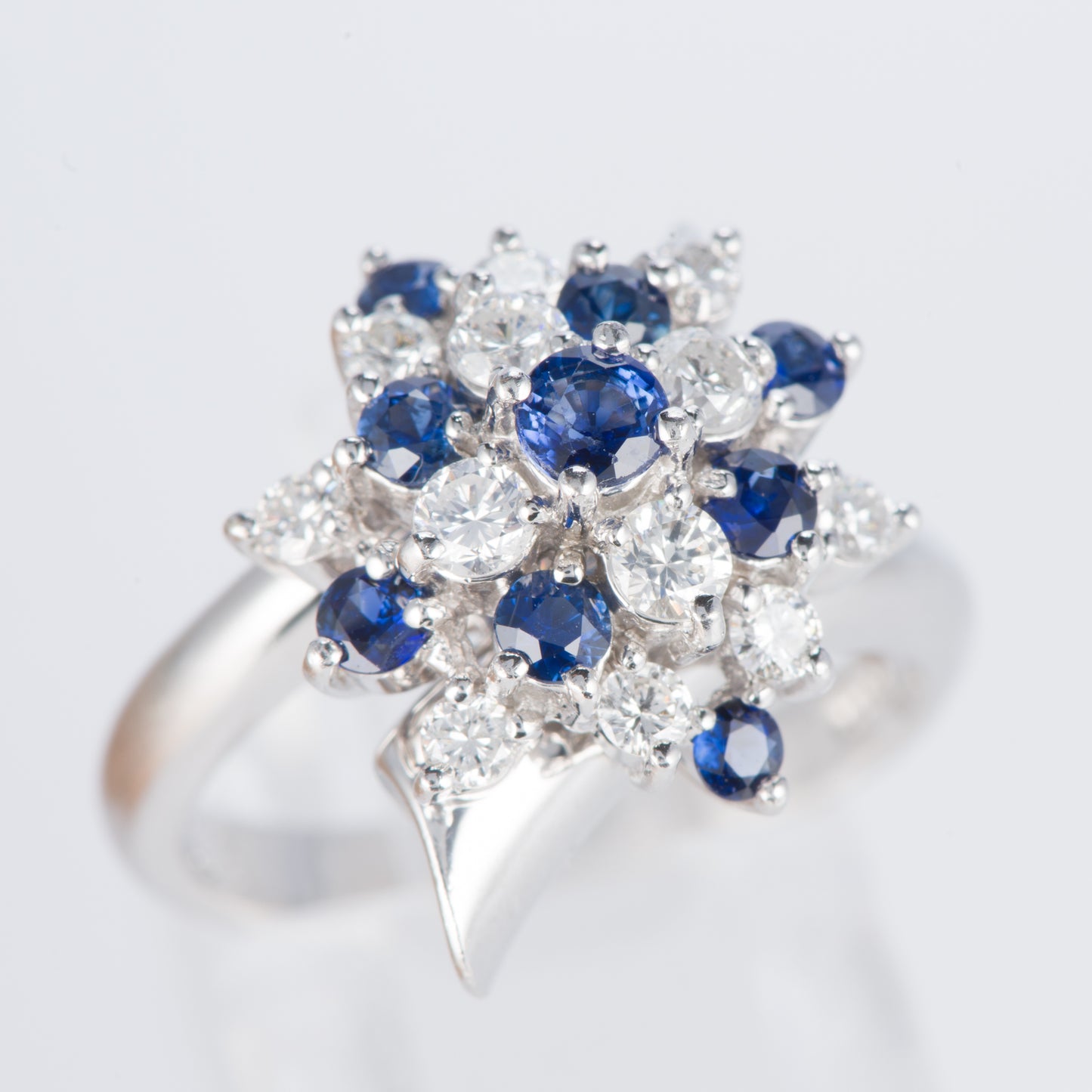 サファイアxダイヤモンド プラチナリング S: 0.76 ct D: 0.63ct Pt900