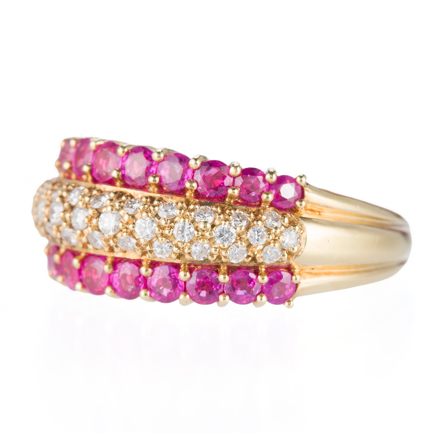 パヴェリング ルビー×ダイヤモンド イエローゴールドリング R:1.52ct D: 0.36ct