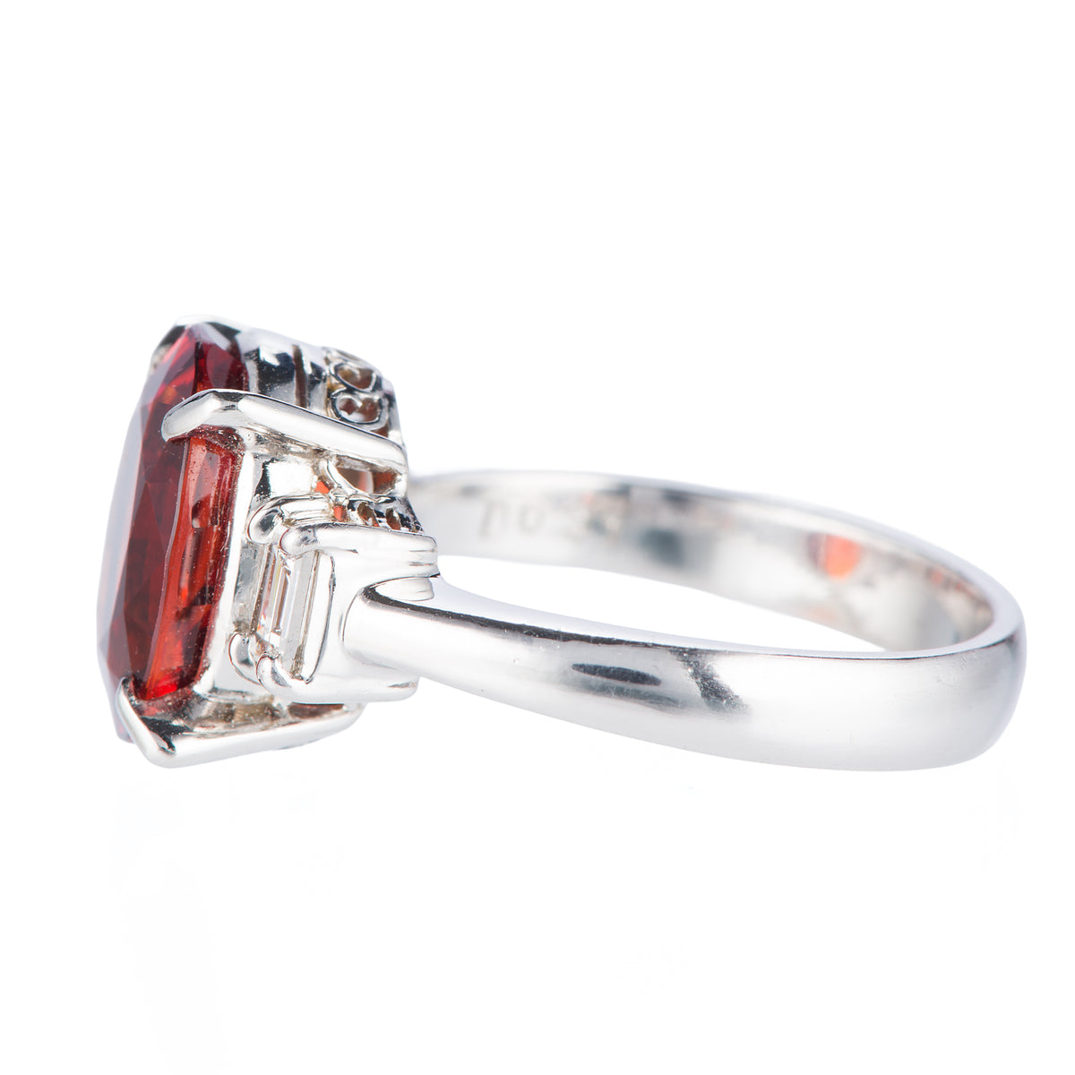 スリーストーン スぺサルティンガーネット x ダイヤモンド プラチナリング SG: 5.46 ct D: 0.31ct Pt900