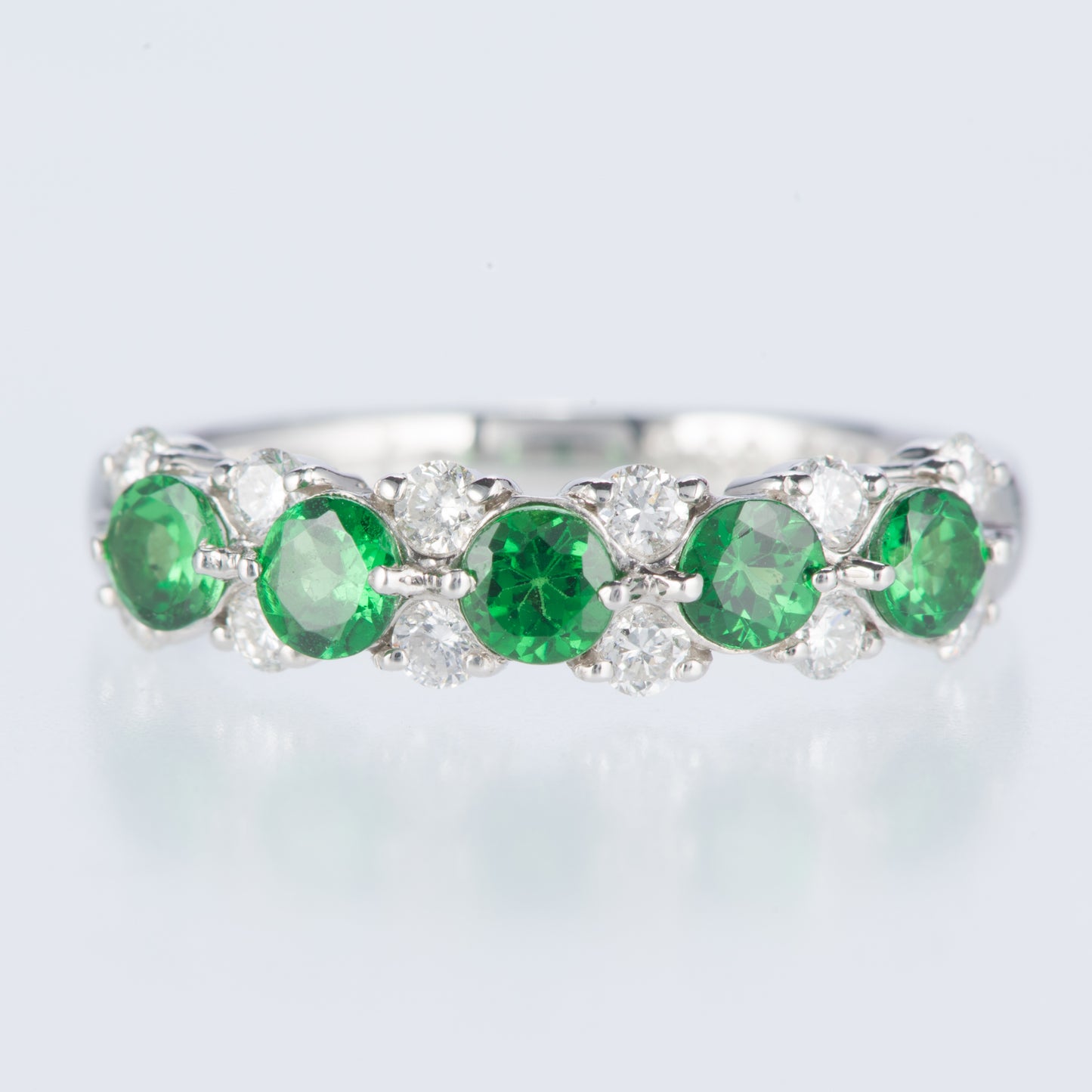 ラインリング グリーンガーネット x ダイヤモンド プラチナリング GG: 0.73 ct D: 0.31ct Pt900