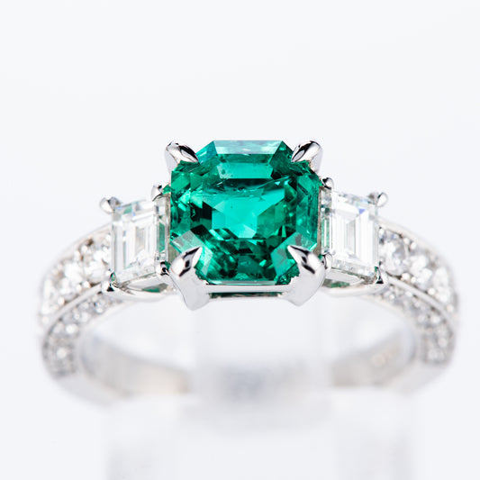 コロンビア産エメラルドxダイヤモンド プラチナリング E: 1.71ct D: 1.24ct Pt950