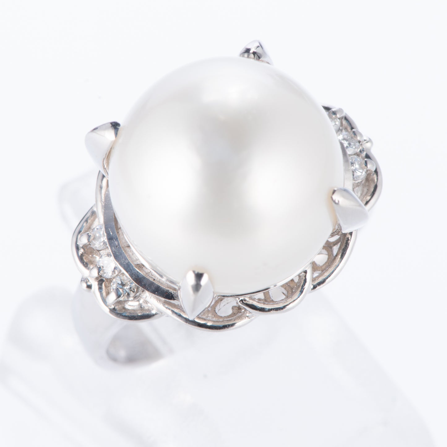 南洋パールxダイヤモンド プラチナリング P: 12.9mm D: 0.09ct Pt900