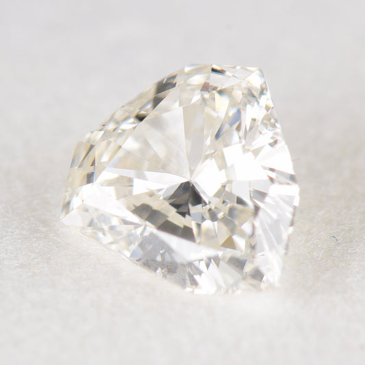 0.50ct シールドカットダイヤモンド Jカラー SI2 ルース, GIA