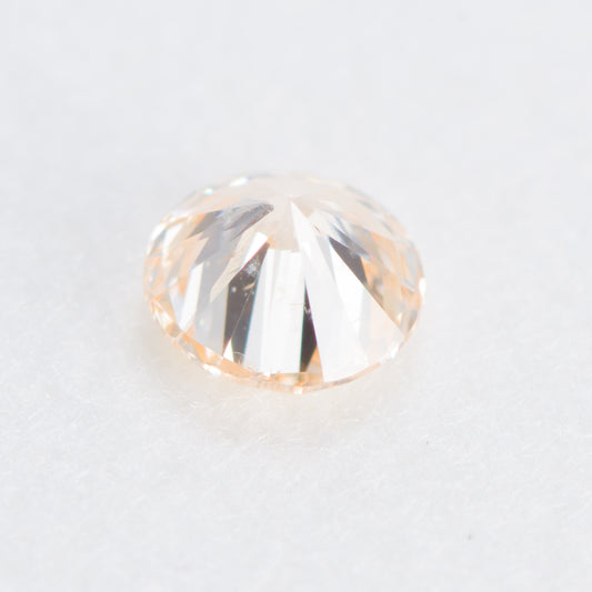 0.146ct, ライトイエロウィッシュオレンジダイヤモンド, SI2, ラウンド, 中央宝石研究所(CGL)