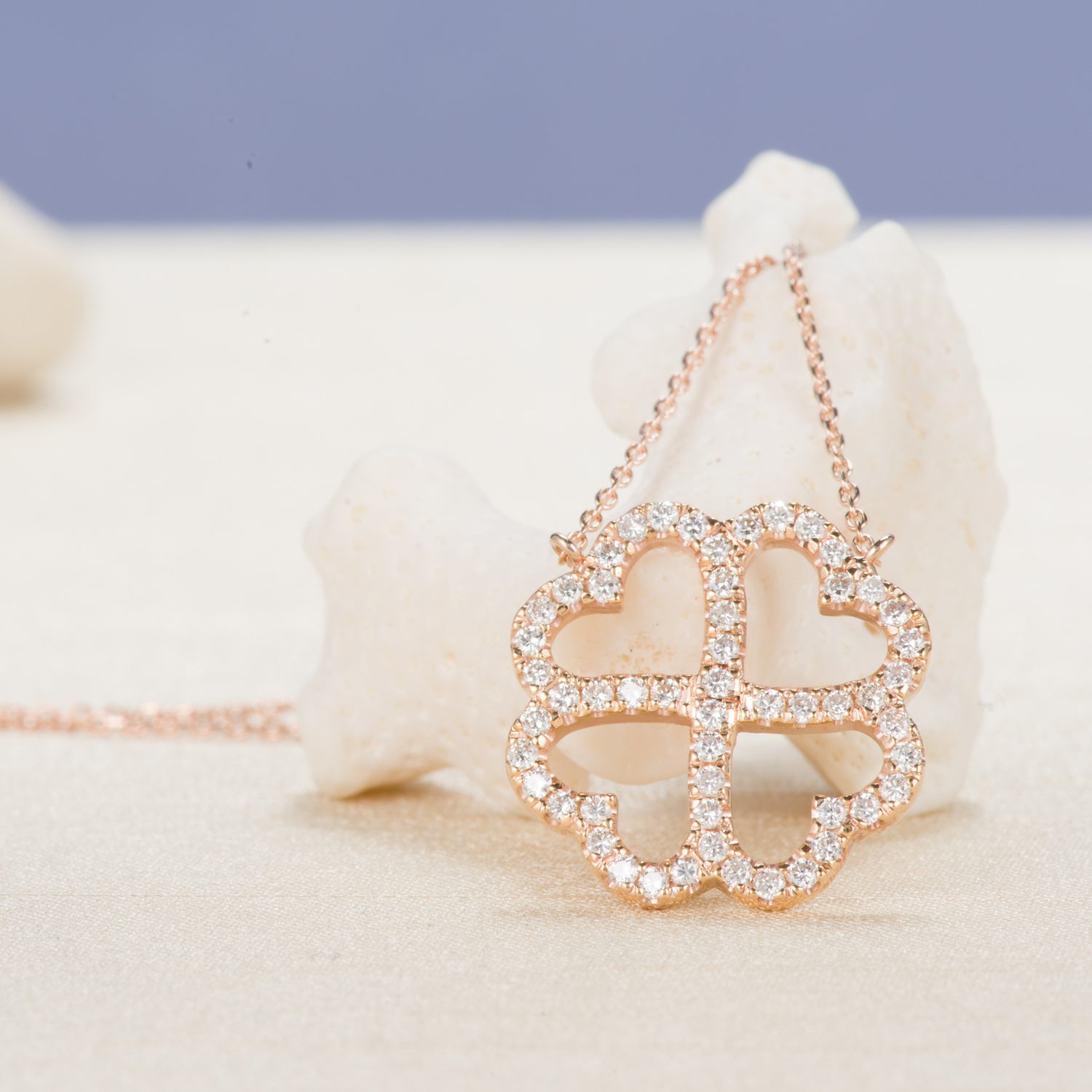 Clover クローバー