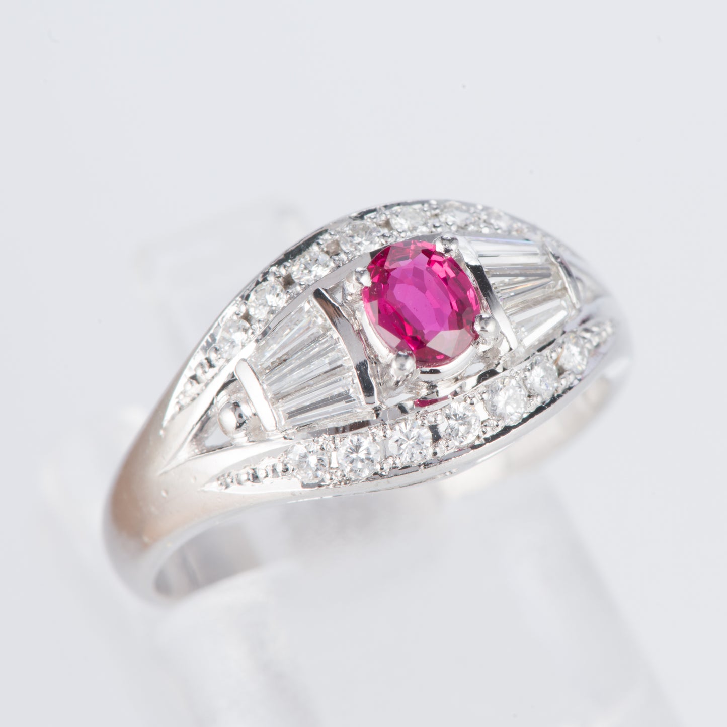 ルビーxダイヤモンド プラチナリング R: 0.304 ct D: 0.43ct Pt900