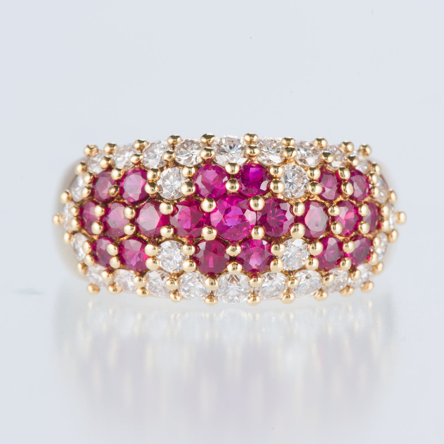 パヴェリング ルビー×ダイヤモンド イエローゴールドリング R:1.05ct D: 0.87ct