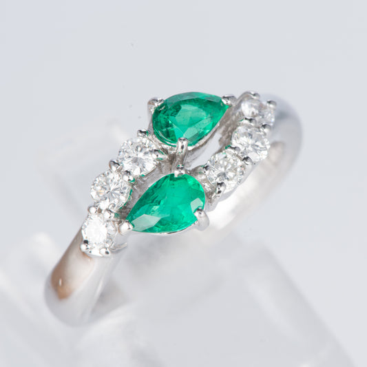 エメラルドxダイヤモンド プラチナリング E: 0.52 ct D: 0.36ct Pt900