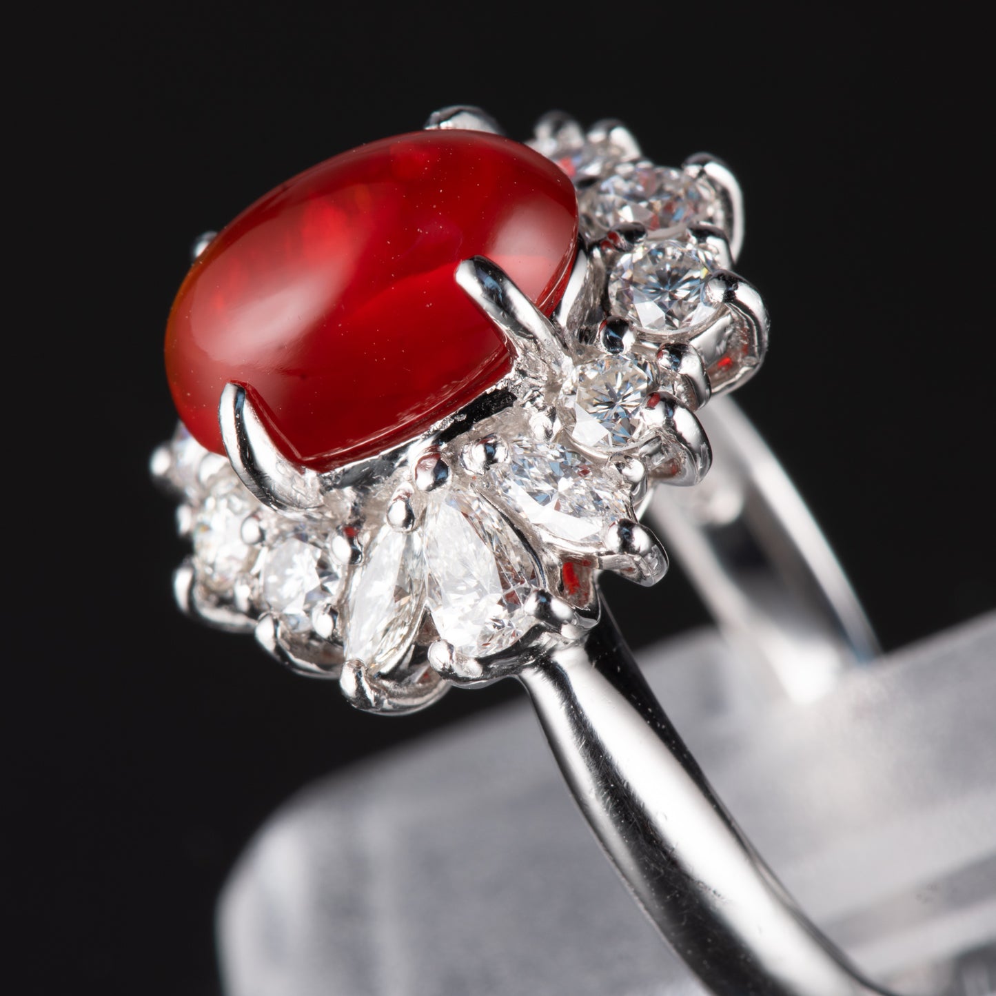 ハロー メキシコオパールxダイヤモンド プラチナリング MO: 1.87 ct D: 1.03ct Pt900