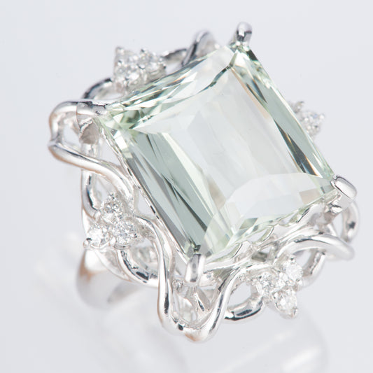 ベリルxダイヤモンド プラチナリング B: 15.54 ct D: 0.35ct Pt900