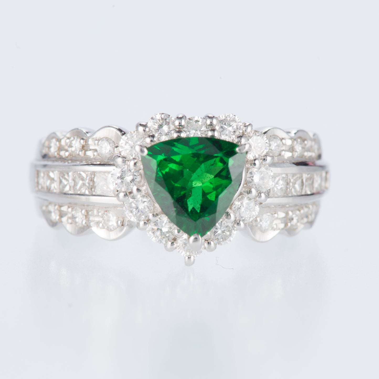 グリーンガーネット×ダイヤモンド プラチナリング GG: 1.08 ct D: 0.72ct Pt900