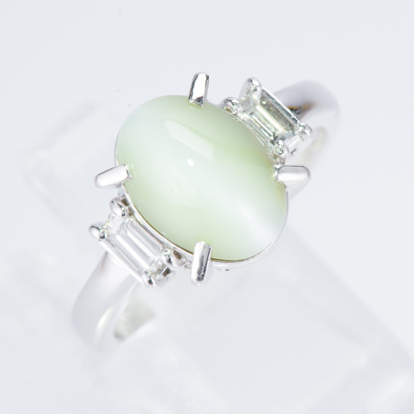 スリーストーン キャッツアイxダイヤモンド プラチナリング C: 4.78 ct D: 0.24ct Pt900