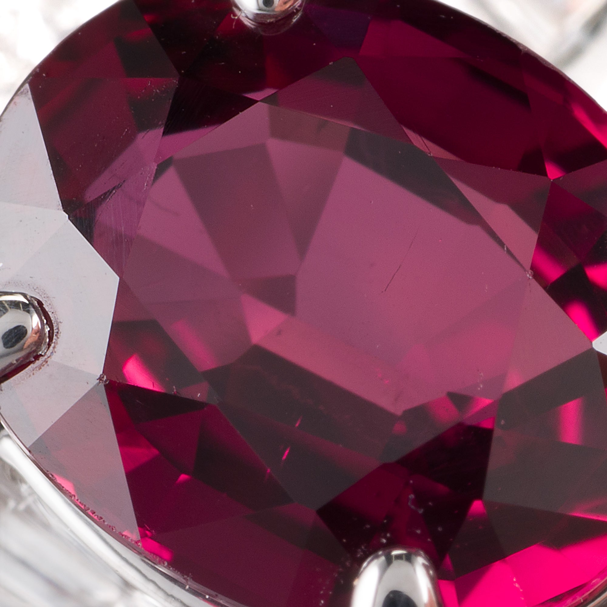 プラチナリング　ルビー,ダイヤモンド装飾 タンザニア産ルビーxダイヤモンド プラチナ製リング R: 1.52ct D:1.16