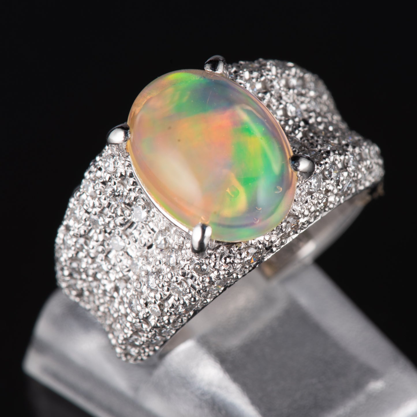 パヴェ メキシコオパールxダイヤモンド プラチナリング MO: 2.92 ct D: 0.92ct Pt900