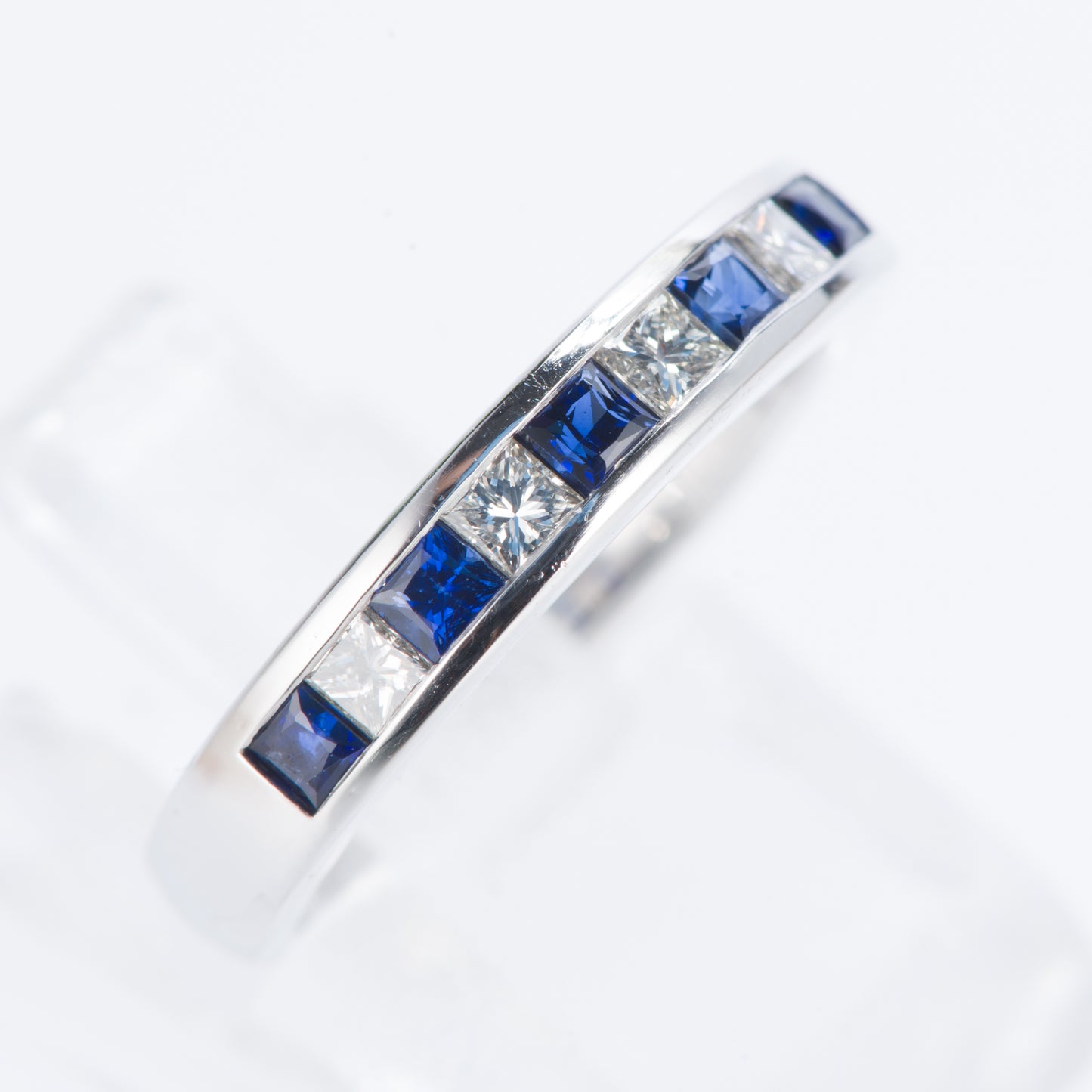 ライン サファイアxダイヤモンド プラチナリング S: 0.48 ct D: 0.25ct Pt900
