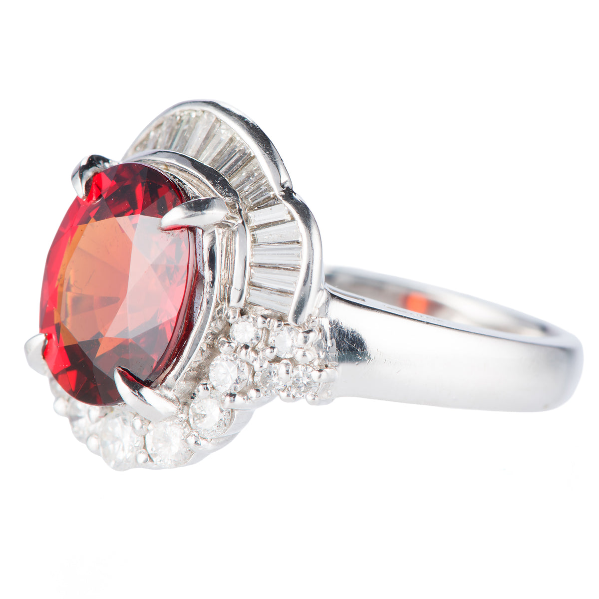 スペサルティンガーネット×ダイヤリング 4.34ct Pt900 斜め前からの画像