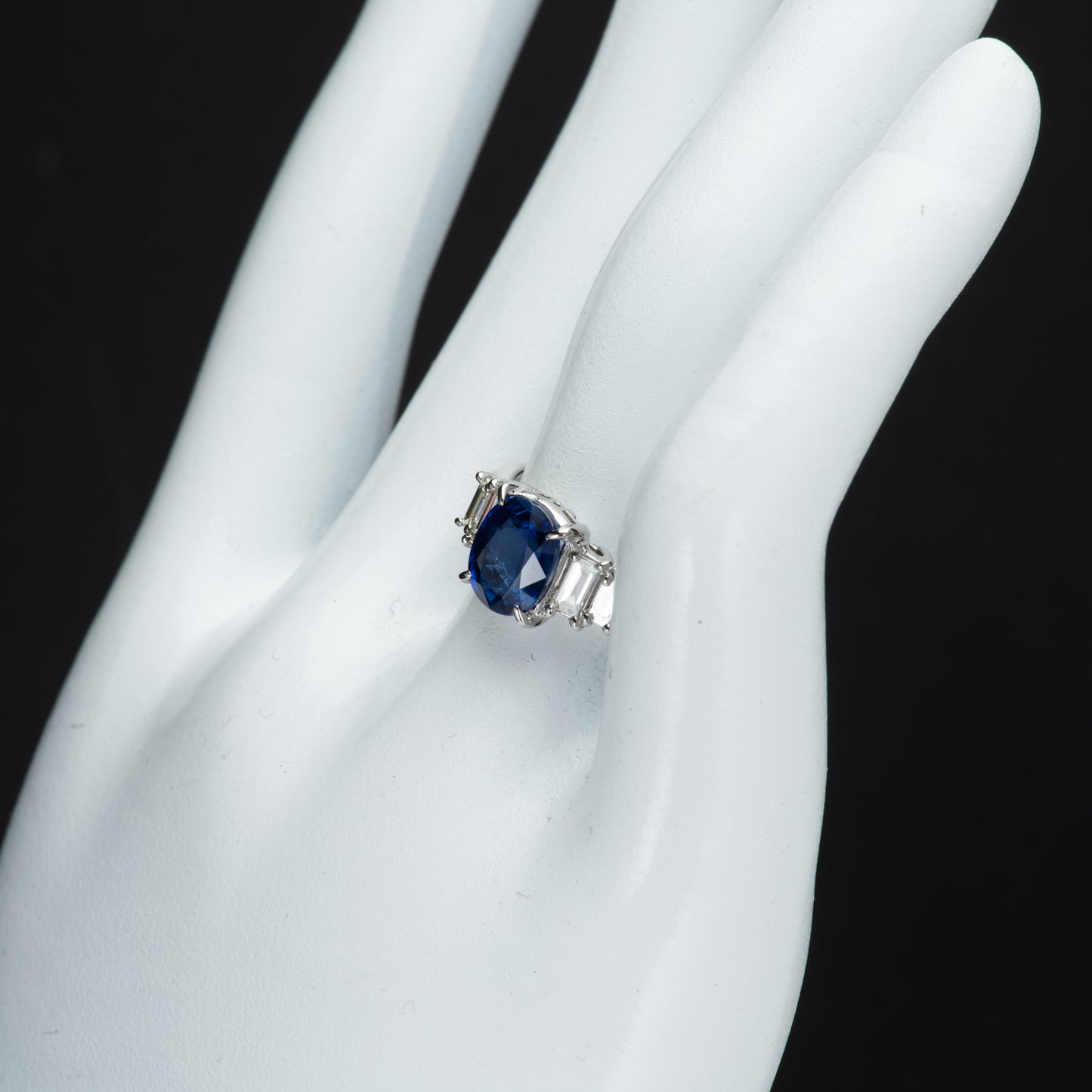 サファイアxダイヤモンド プラチナリング S: 2.05 ct D: 0.36ct Pt900 GIA
