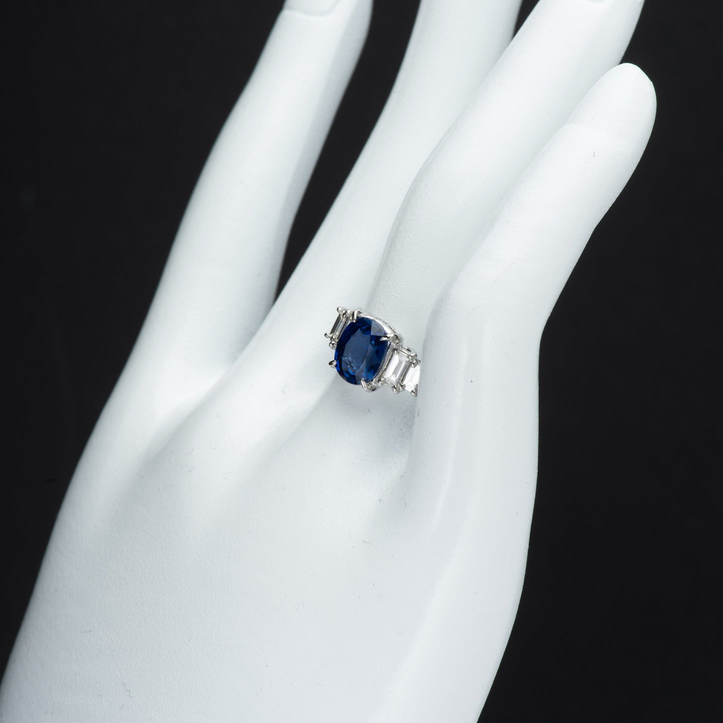 サファイアxダイヤモンド プラチナリング S: 2.05 ct D: 0.36ct Pt900 GIA