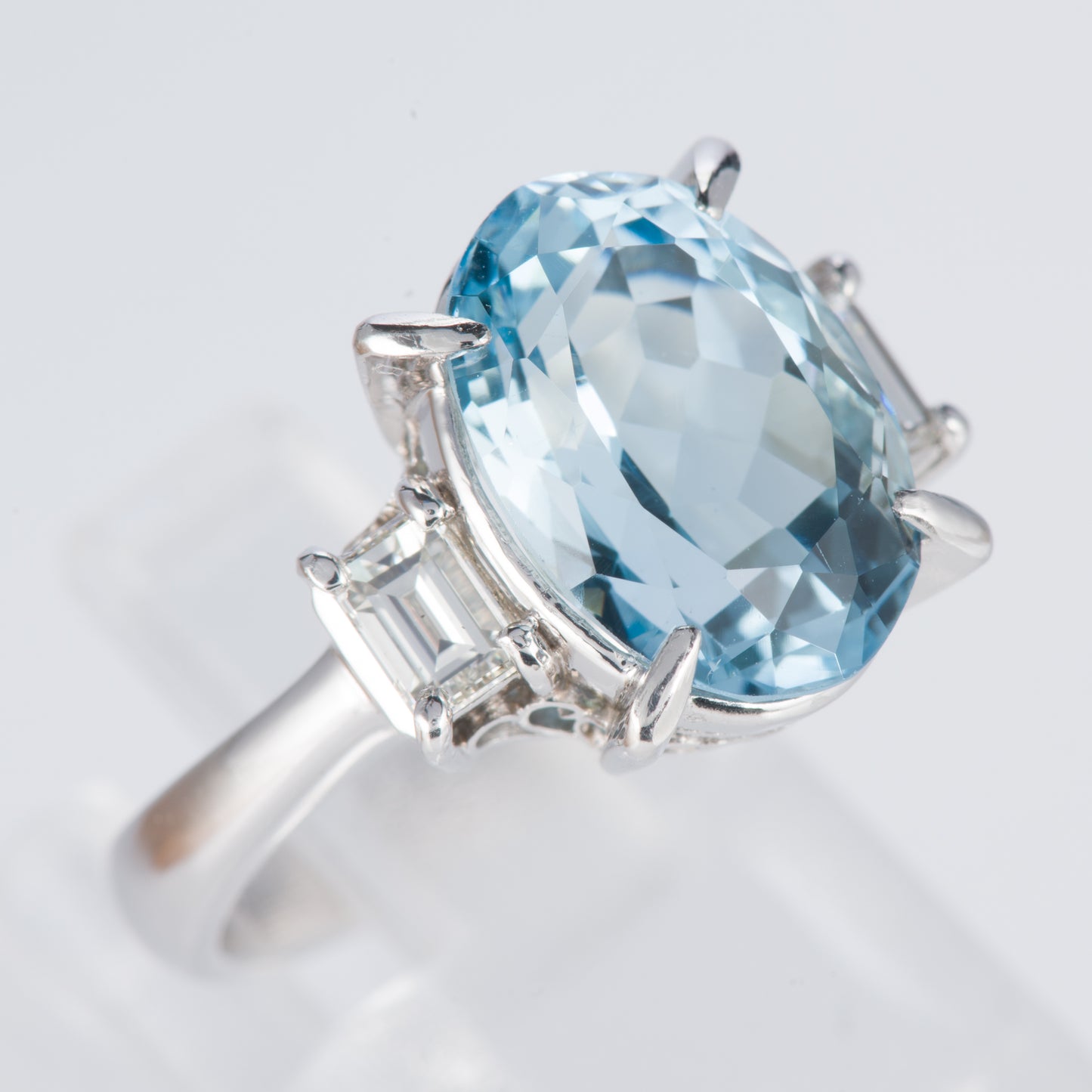 アクアマリンxダイヤモンド プラチナリング Aq: 4.32 ct D: 0.43ct Pt900