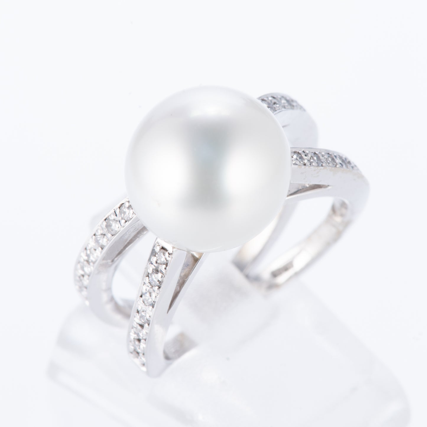 南洋パールxダイヤモンド ホワイトゴールドリング P: 11.42mm D: 0.28ct K18WG