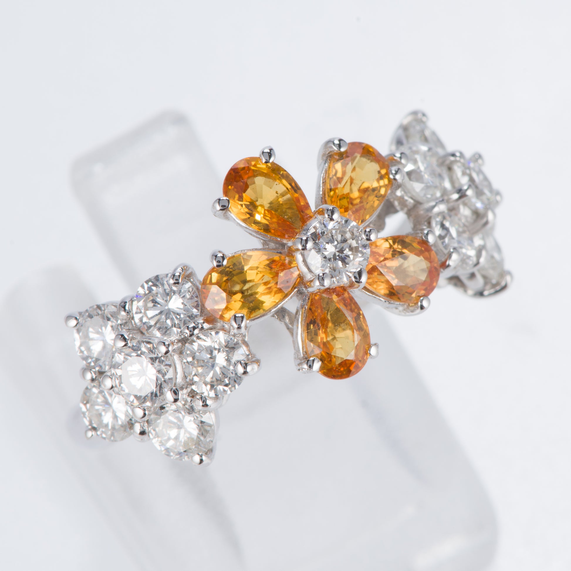 ブルーム イエローサファイアxダイヤモンド ホワイトゴールドリング YS: 1.35 ct D: 1.51ct K18WG