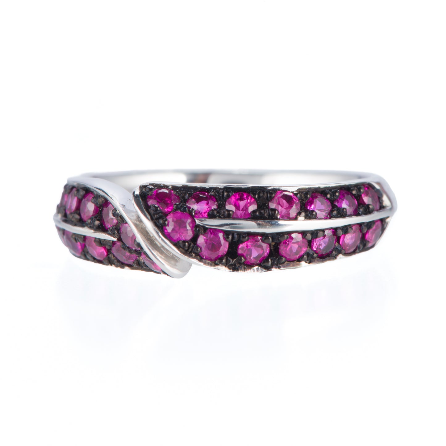 リーフ ルビーホワイトゴールドリング R: 0.92ct K18WG