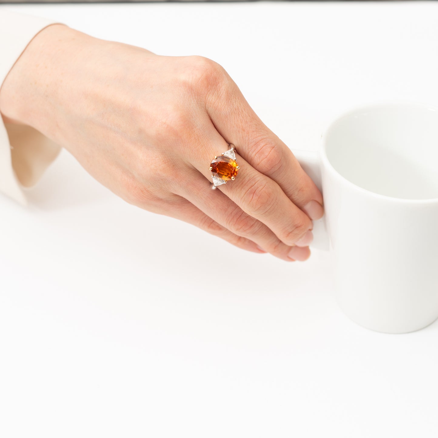 スリランカ産オレンジサファイア Pt950/K18YG OS:5.75ct D:0.56ct