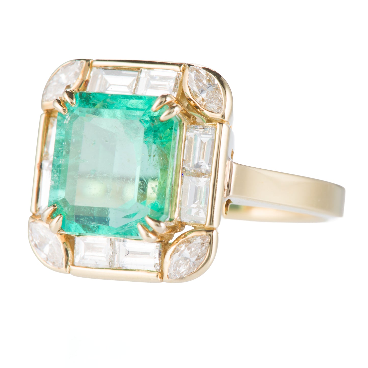 ロック コロンビア産エメラルドイエローゴールドリング E: 4.82ct  D:1.43ct