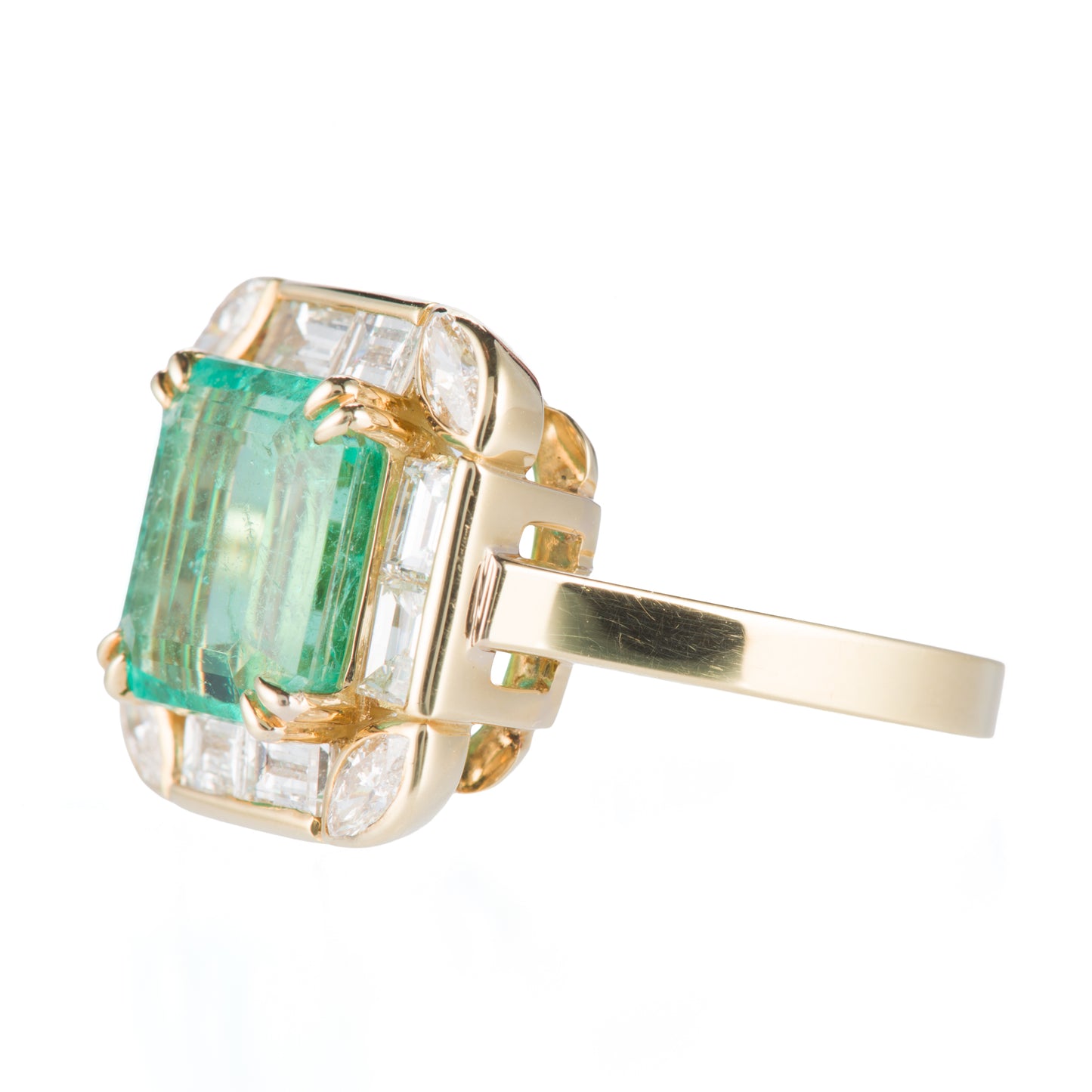 ロック コロンビア産エメラルドイエローゴールドリング E: 4.82ct  D:1.43ct