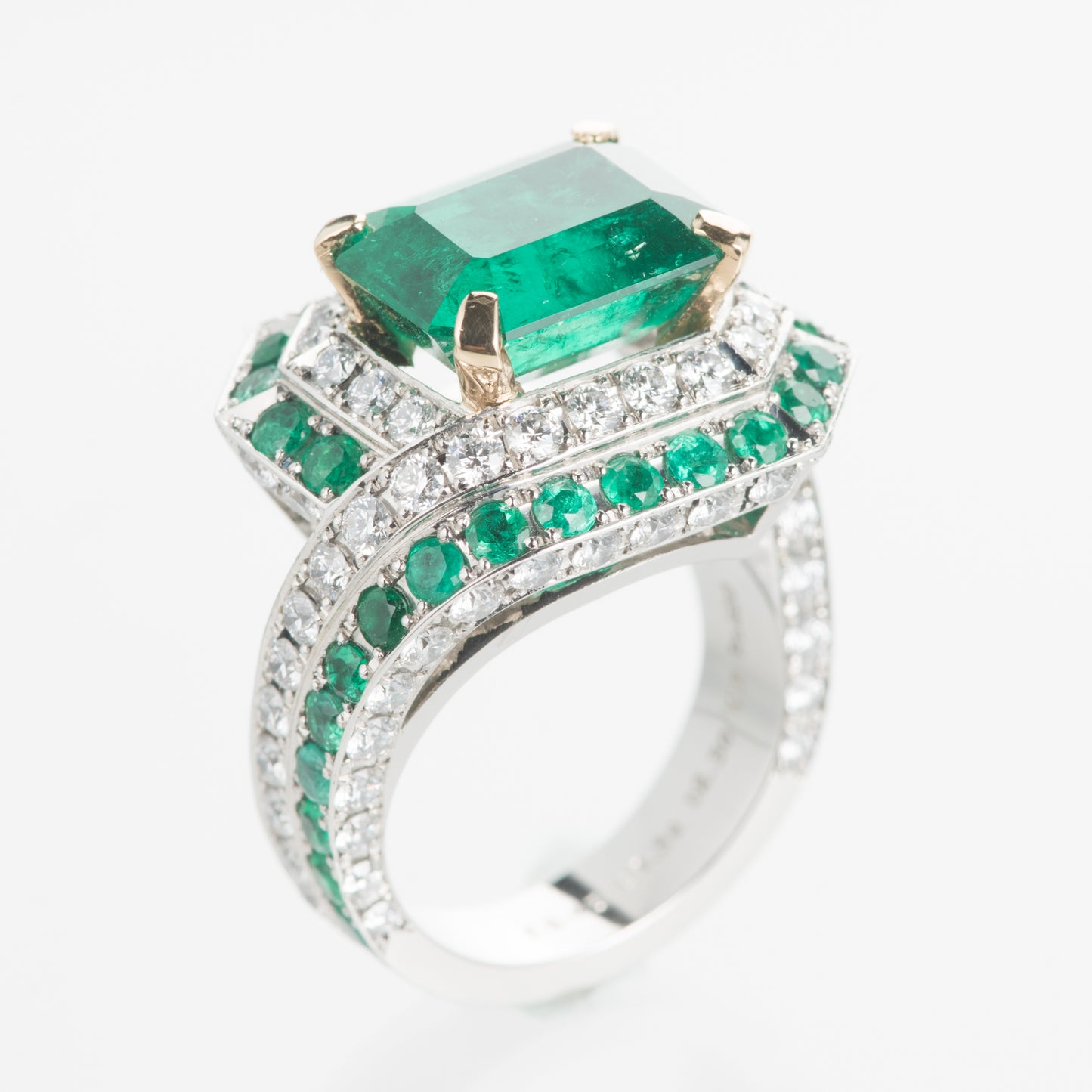 5ct コロンビア産エメラルドプラチナリング GIAレポート(E:5.43ct Pt950)