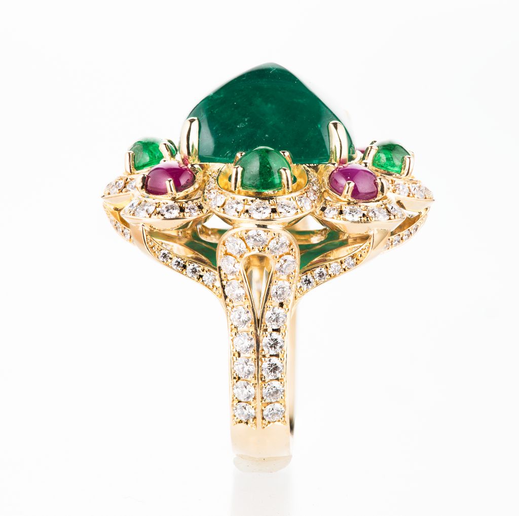 コロンビア産シュガーローフカットエメラルドイエローゴールドリング  E:13.54ct YD:0.63ct D:0.74ct K18YG