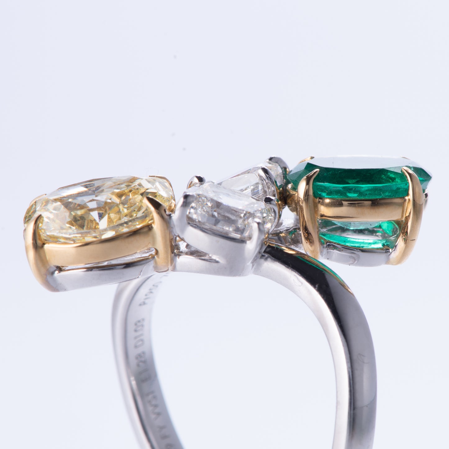 コロンビア産エメラルドxイエローダイヤモンドプラチナリング Pt950/K18YG E:1.28ct YD:1.69ct D:1.03ct
