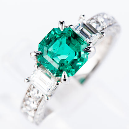 コロンビア産エメラルドxダイヤモンド プラチナリング E: 1.71ct D: 1.24ct Pt950