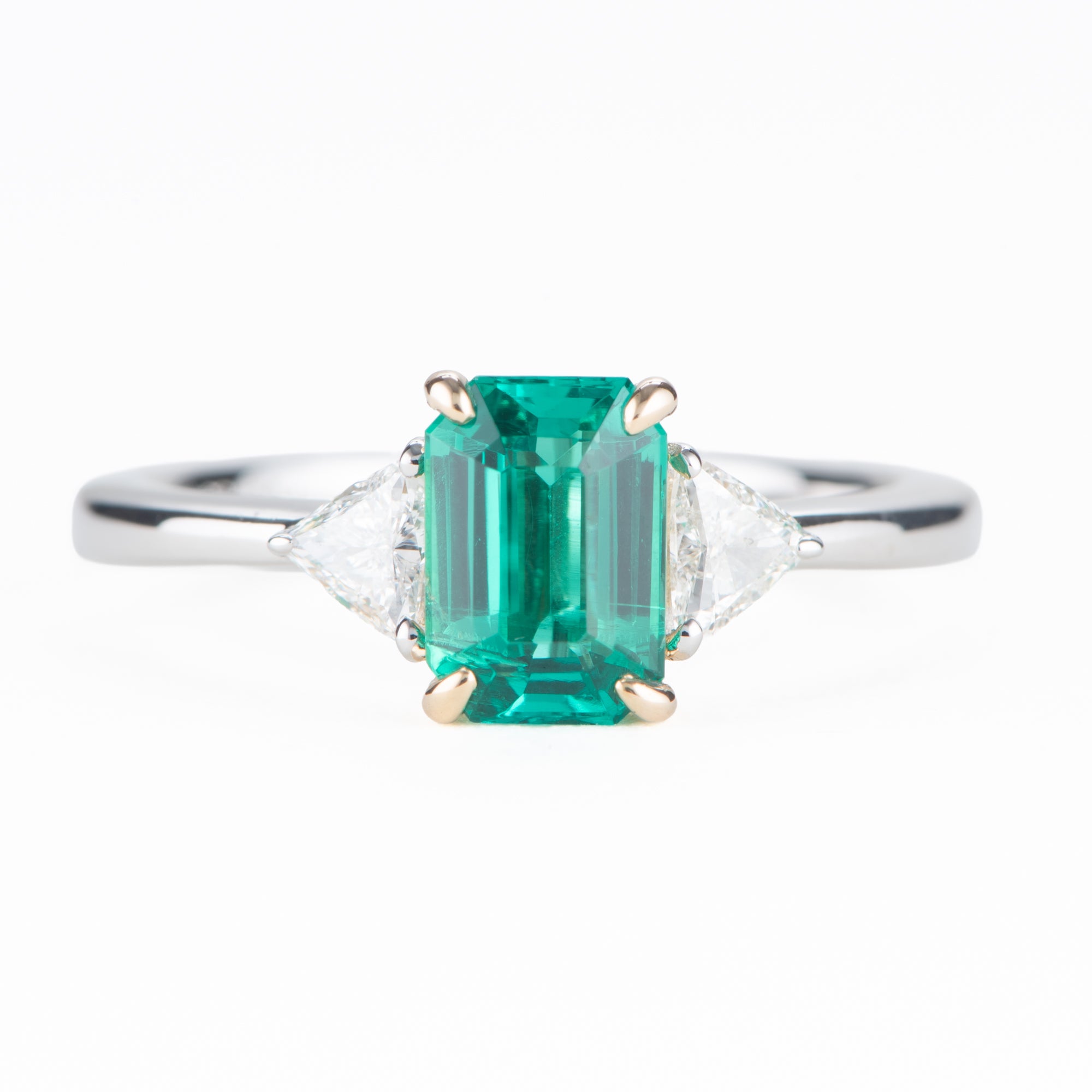 Emerald エメラルドジュエリー｜銀座の宝石店 ZUISHO Diamonds（瑞勝