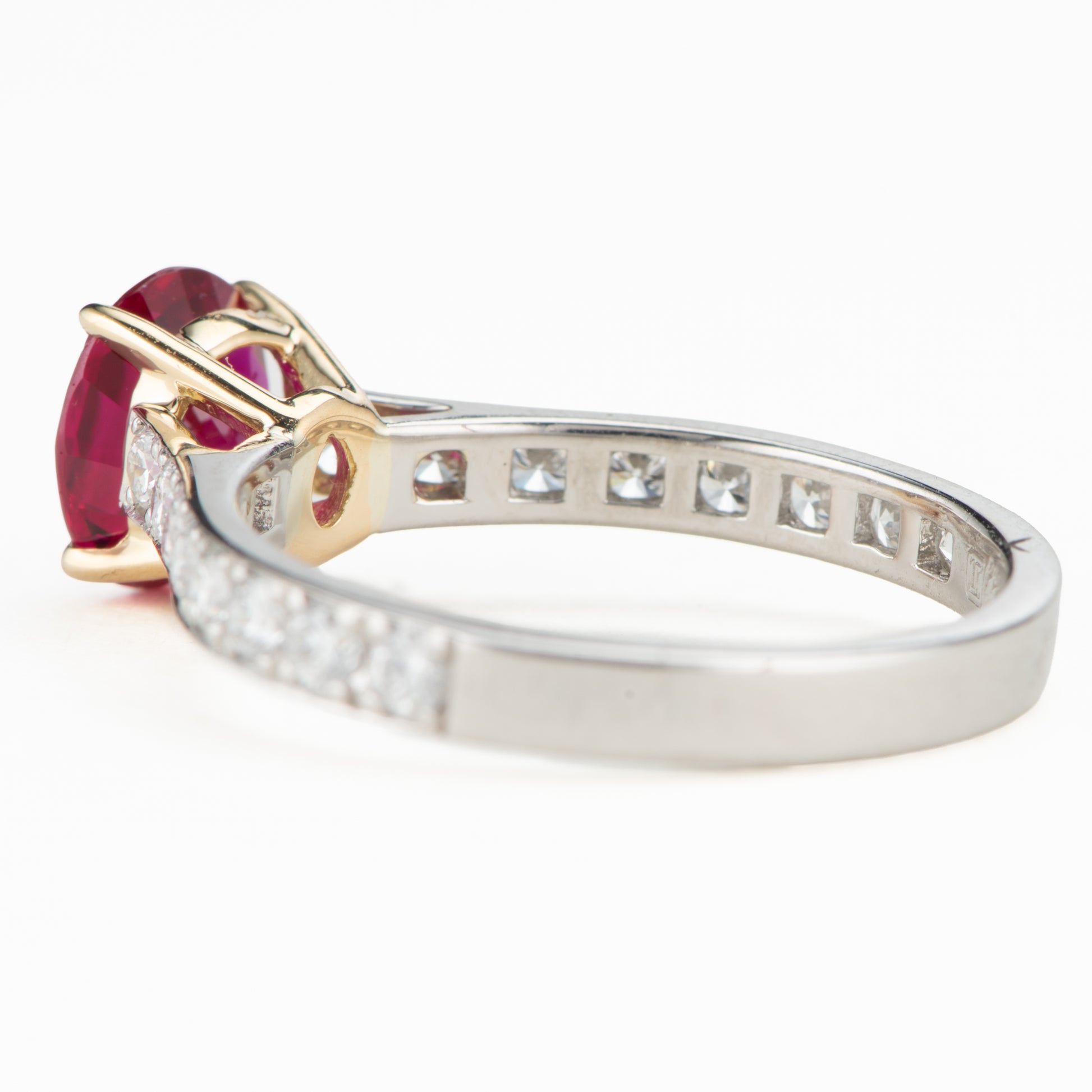 ビルマ産ルビー　ピジョンブラッドプラチナリング R: 1.47ct D:0.52ct Pt900/K18YG