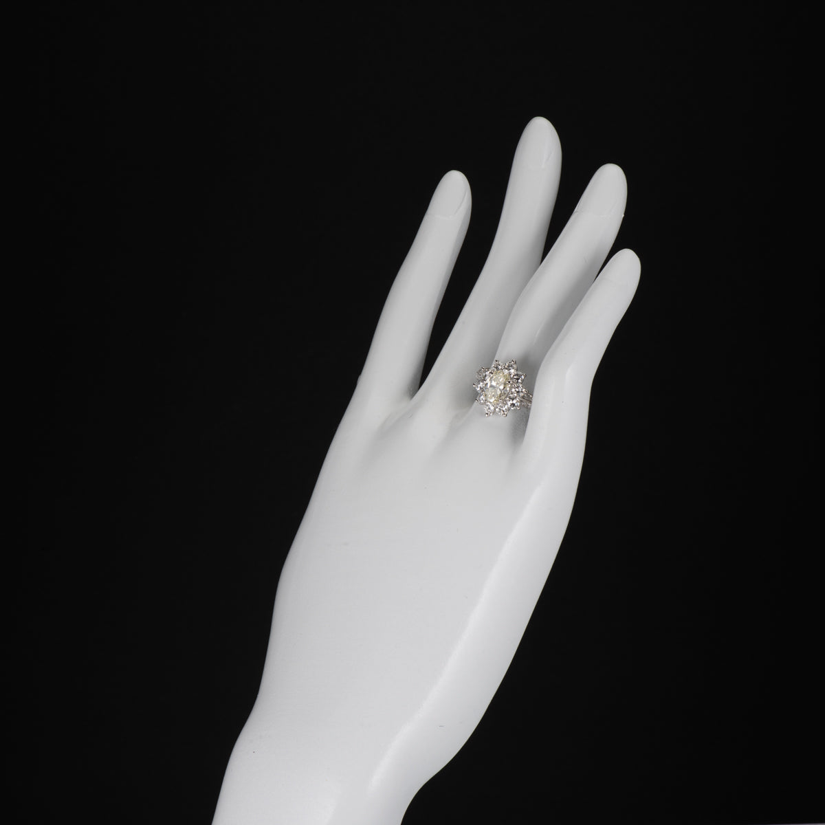 2.98cttw オーバルダイヤモンドダイヤモンド プラチナリング D: 1.51ct D: 1.47ct M I1 Pt900 GIA