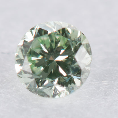 0.04ct ファンシーインテンイエロウィッシュグリーン Fancy intense Yellowish Green, GIA