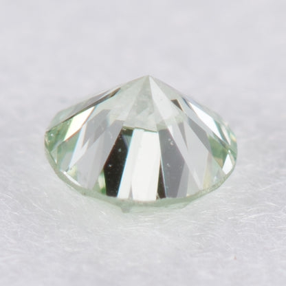 0.04ct ファンシーインテンイエロウィッシュグリーン Fancy intense Yellowish Green, GIA
