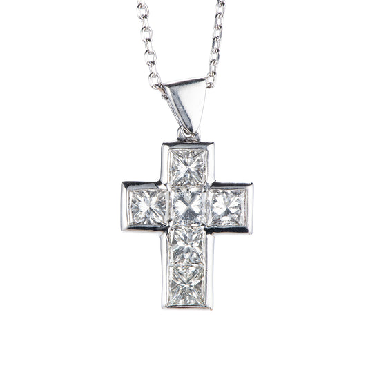 ホワイトゴールド製2.03ct K18WGダイヤモンドペンダントネックレス クロス型 ペンダントトップのアップ画像