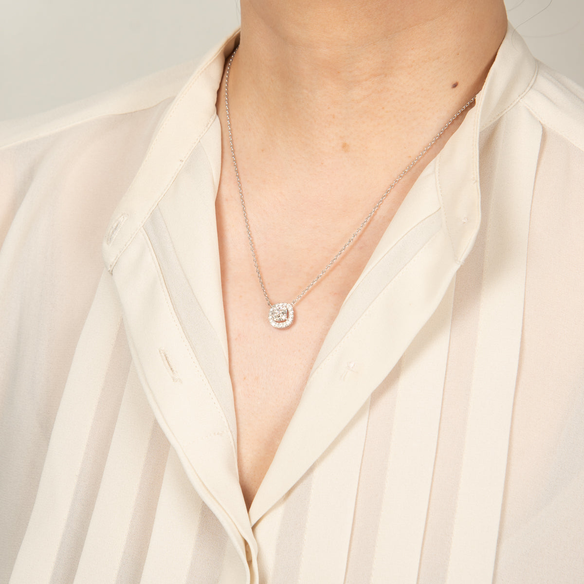 1.01ct Fカラー VS2 ダイヤモンドペンダント プラチナ950/850製(1.01 F VS2 0.23ctPt950/Pt850 )GIA