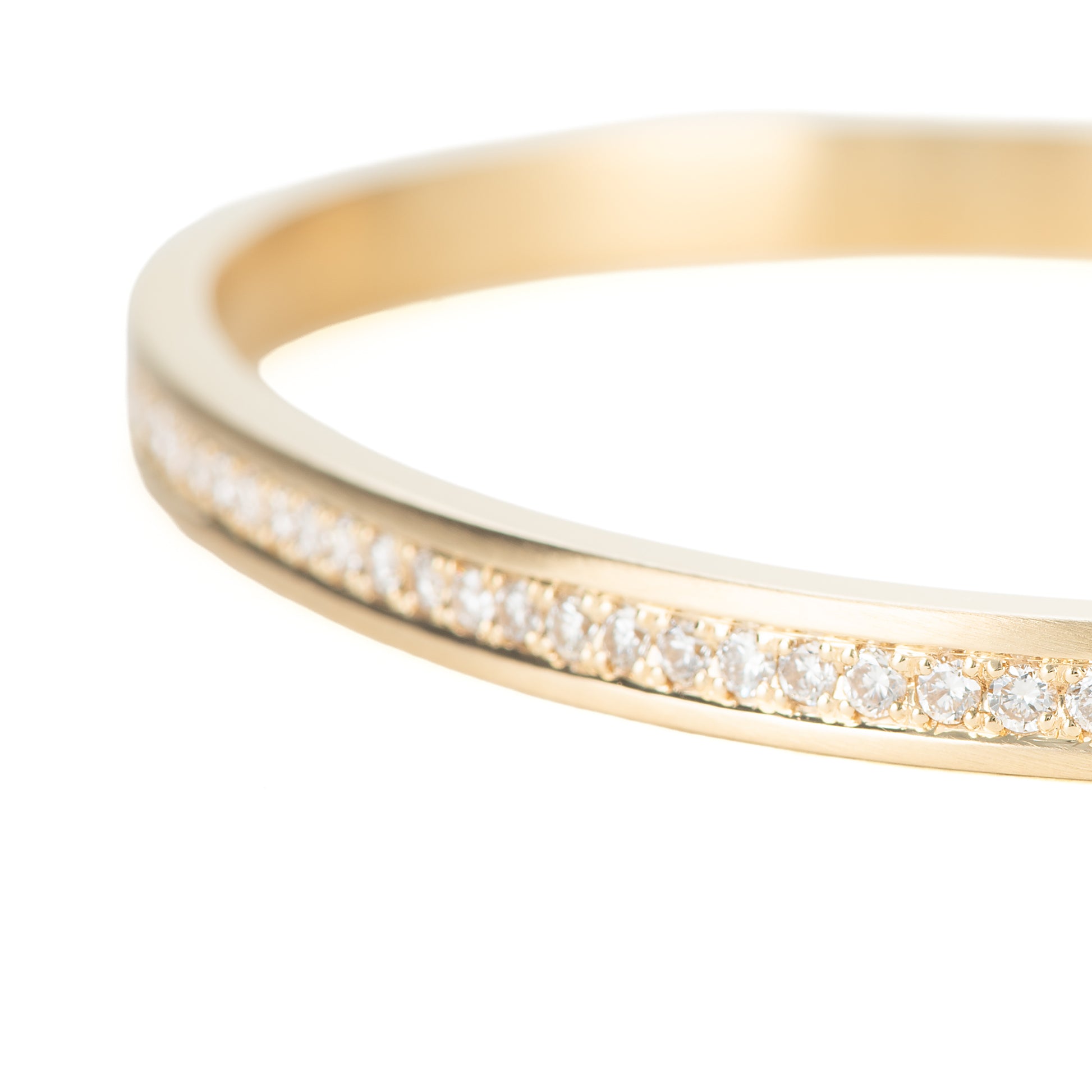 1.90ct イエローゴールド製ダイヤモンドバングル (D: 1.90ct K18YG)