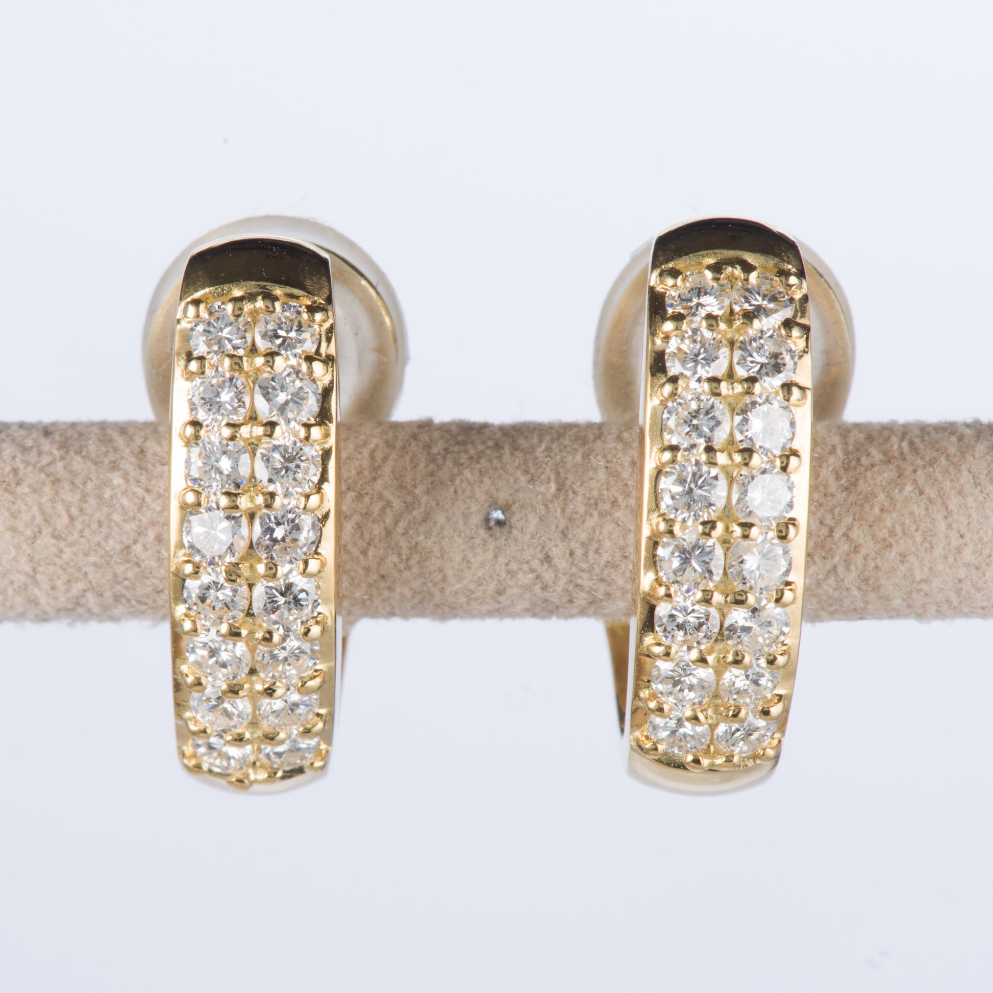 ダイヤモンド イエローゴールドリイヤリング D: 1.00ct (0.5ct D: 0.5ct )K18YG