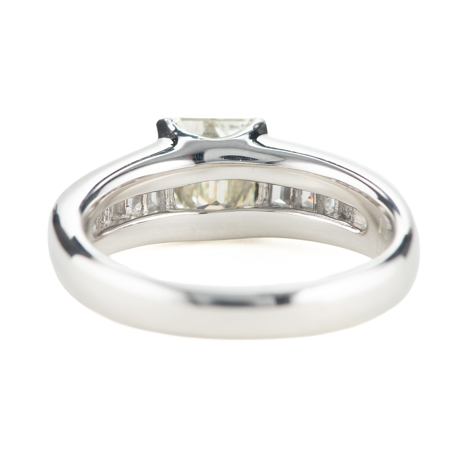 エメラルドカットダイヤモンド プラチナ製リング D: 1.004ct Under N VLY D: 0.40ct Pt900 CGL　裏側