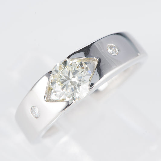ダイヤモンド プラチナリング D: 0.73 ct D: 0.06ct Pt900
