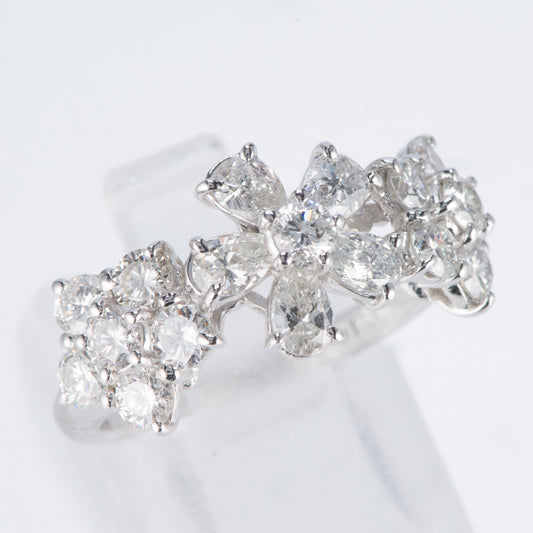 ブルーム ダイヤモンド プラチナリング D: 2.1ctPt900 フラワー