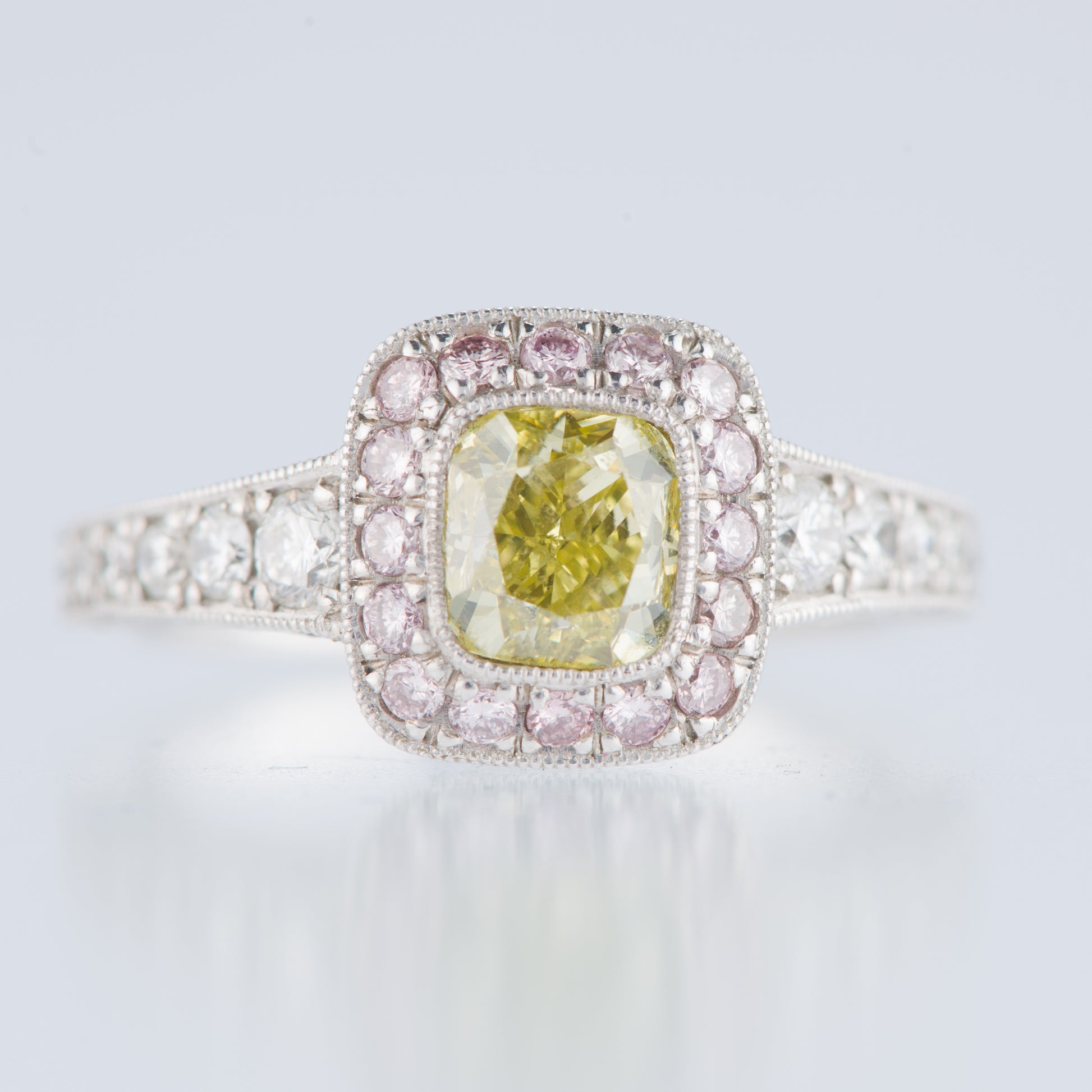 ファンシーインテンスイエローxアーガイルピンクダイヤモンドリング 1.14ct 0.31 0.74ct Pt900