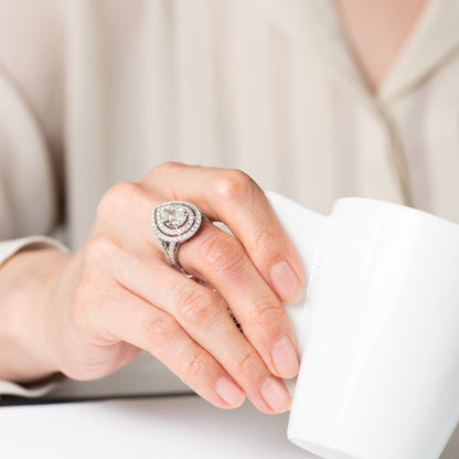 2.11ct I SI1 ペアシェイプダイヤモンダブルハローリング(2.11ct I SI1 / 1.12 GIA)