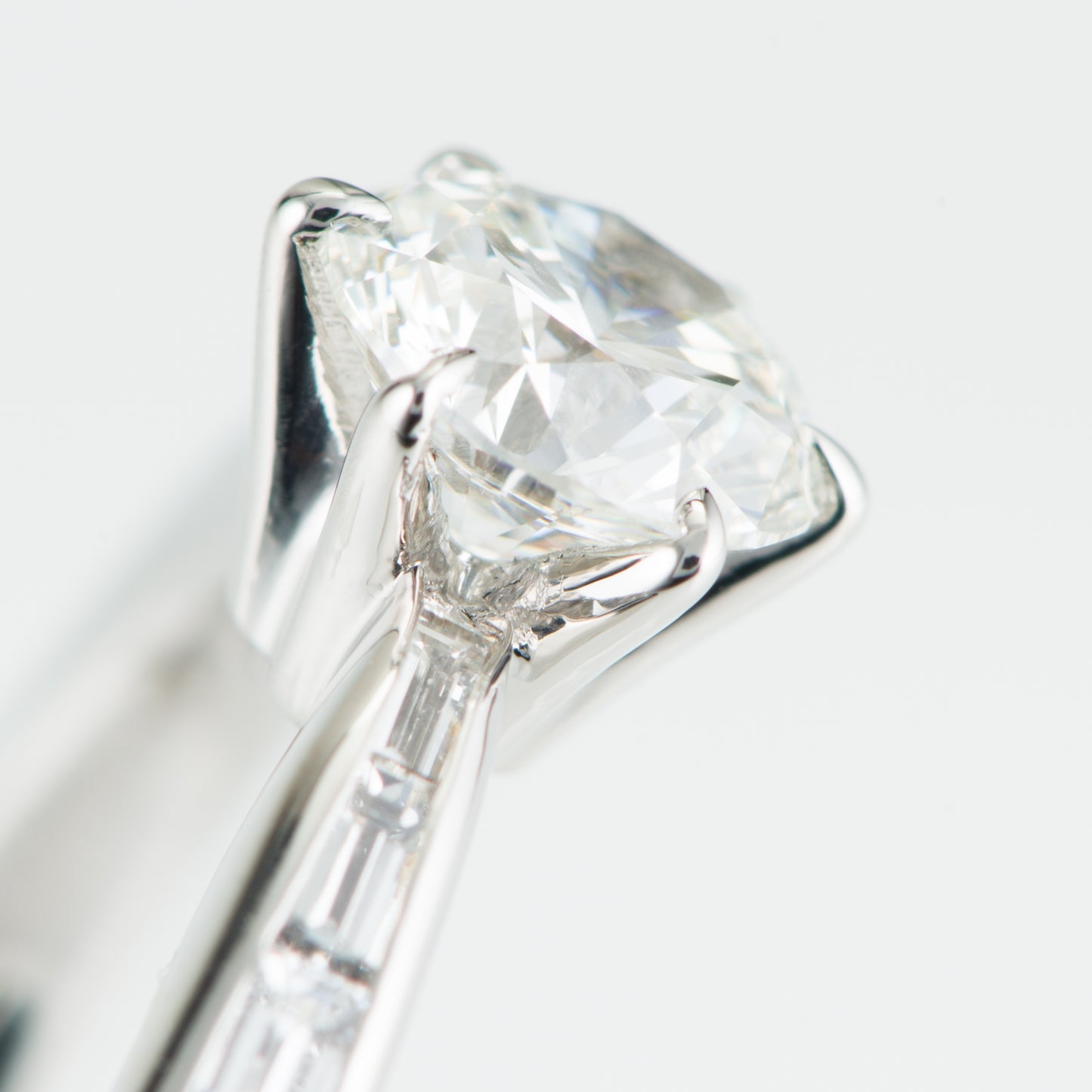 0.63ct G VVS2 GIAソリテールデザインのエンゲージリング　再度アップ